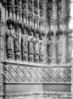 Amiens, Cathedrale, portail ouest, detail, avant 1893, photo Mieusement Mederic